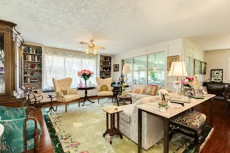 2320 Shalmar Drive West Columbia TX 77486