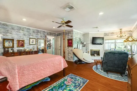 2320 Shalmar Drive West Columbia TX 77486
