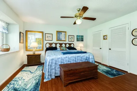 2320 Shalmar Drive West Columbia TX 77486