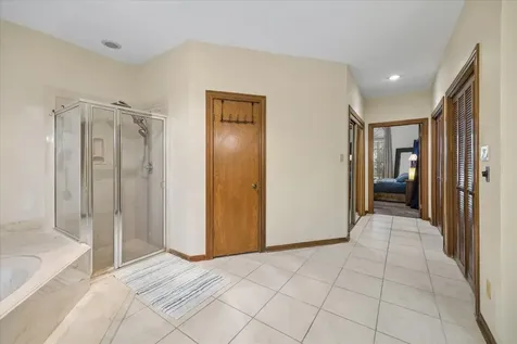 3811 Trappers Forest Drive Houston TX 77088