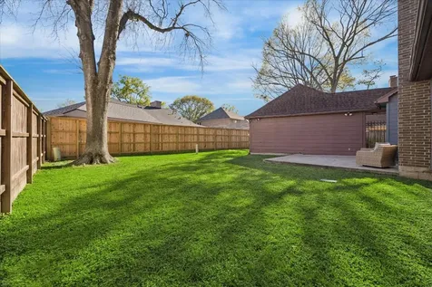 3811 Trappers Forest Drive Houston TX 77088