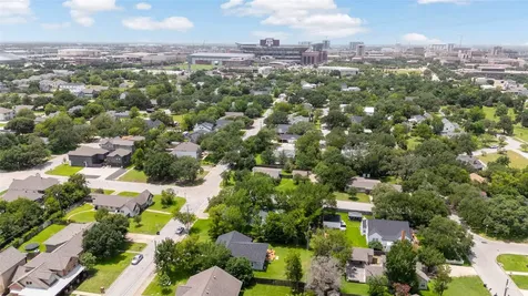 705 Welsh Avenue College Station TX 77840