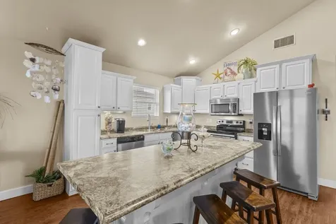2910 Shady Lane Crystal Beach TX 77650