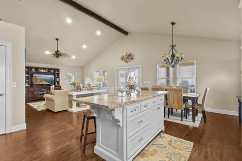 2910 Shady Lane Crystal Beach TX 77650