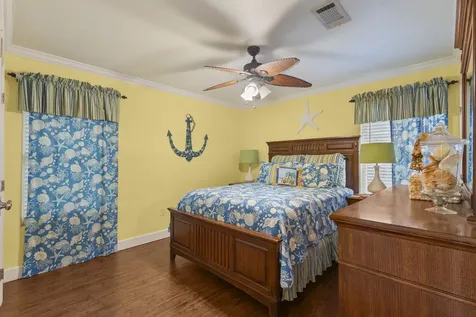 2910 Shady Lane Crystal Beach TX 77650