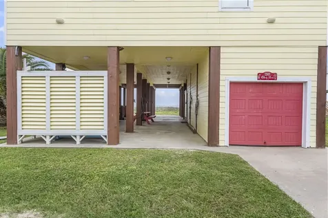 2910 Shady Lane Crystal Beach TX 77650