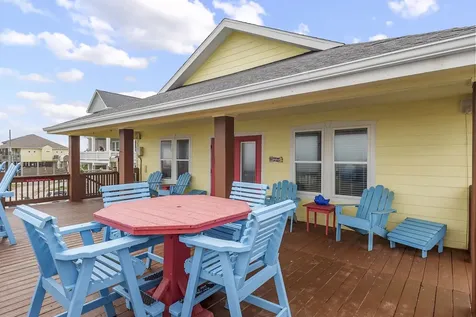 2910 Shady Lane Crystal Beach TX 77650