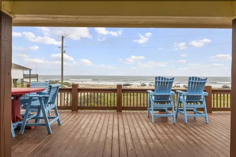 2910 Shady Lane Crystal Beach TX 77650