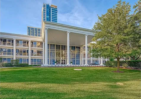 5050 Ambassador Way 314 Houston TX 77056