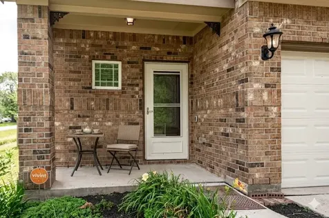 901 Jefferson Avenue Cleveland TX 77327