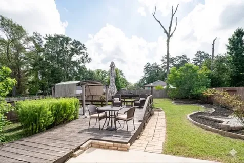 901 Jefferson Avenue Cleveland TX 77327