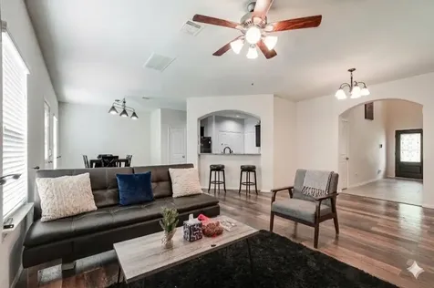 901 Jefferson Avenue Cleveland TX 77327