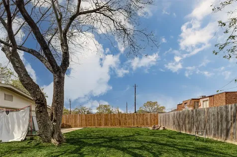 4815 Edfield Street Houston TX 77033