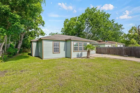 7614 Darnay Dr Drive Houston TX 77033