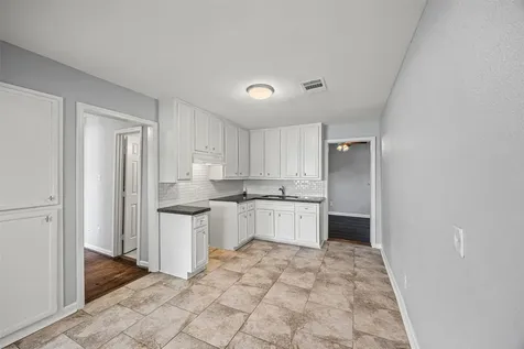 7614 Darnay Dr Drive Houston TX 77033