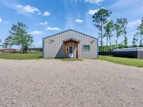 11395 Fm 2432 Road Willis TX 77378