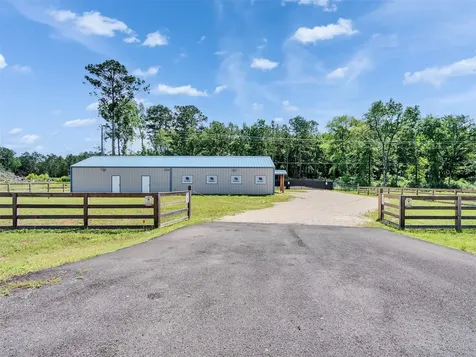11395 Fm 2432 Road Willis TX 77378