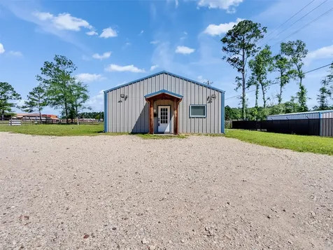 11395 Fm 2432 Road Willis TX 77378