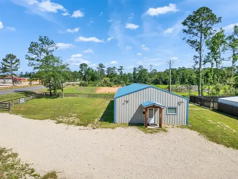 11395 Fm 2432 Road Willis TX 77378