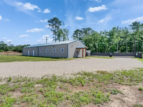 11395 Fm 2432 Road Willis TX 77378