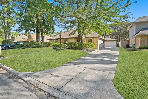 3106 Falling Brook Drive Kingwood TX 77345