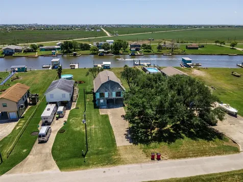 1981 County Road 291 Sargent TX 77414
