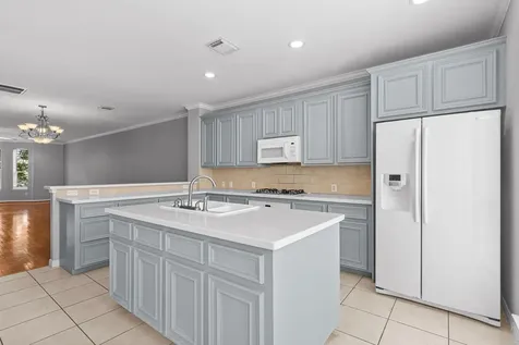 1319 Oneil Street Houston TX 77019