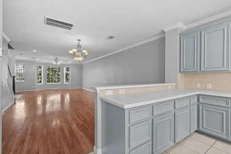 1319 Oneil Street Houston TX 77019