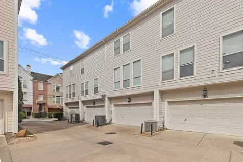 1319 Oneil Street Houston TX 77019