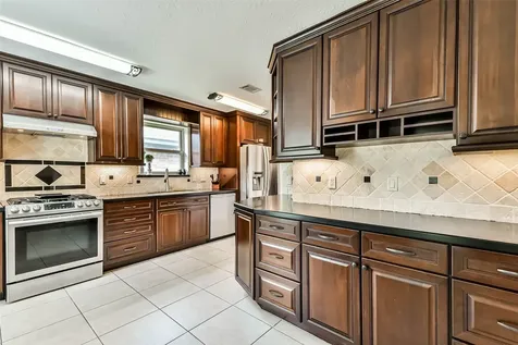 4929 Archway Drive La Porte TX 77571