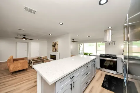 2407 Crestdale Drive Houston TX 77080