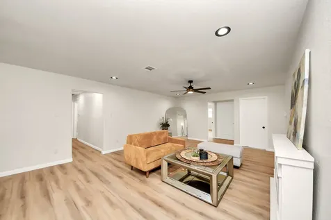 2407 Crestdale Drive Houston TX 77080