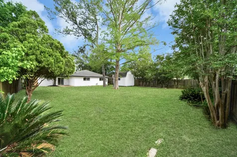 2407 Crestdale Drive Houston TX 77080