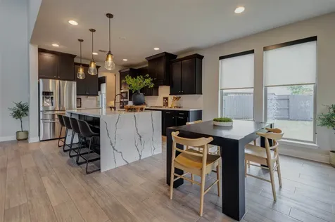 4303 Tupelo Leaf Court Manvel TX 77578