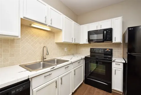2023 Gentryside Drive 201 Houston TX 77077