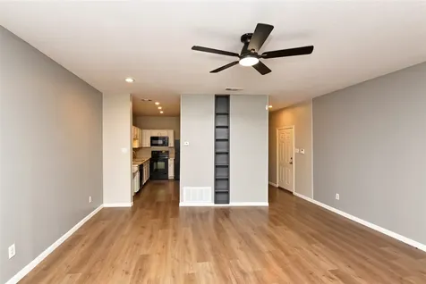 2023 Gentryside Drive 201 Houston TX 77077