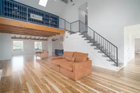 1635 Pony Lane Wallis TX 77485