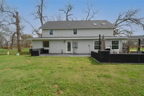 1635 Pony Lane Wallis TX 77485