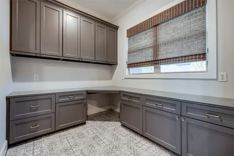 6 Copper Bottom Drive Tomball TX 77377