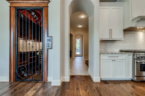 6 Copper Bottom Drive Tomball TX 77377