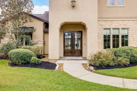 6 Copper Bottom Drive Tomball TX 77377