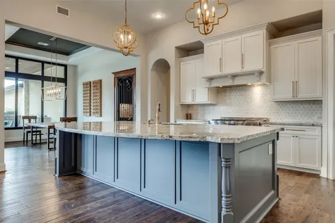 6 Copper Bottom Drive Tomball TX 77377