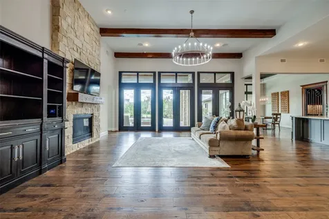6 Copper Bottom Drive Tomball TX 77377
