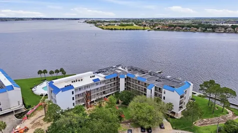 401 Lakeside Lane 113 Houston TX 77058