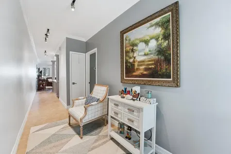 401 Lakeside Lane 113 Houston TX 77058