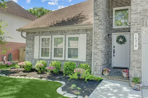 14314 Fair Knoll Way Houston TX 77062