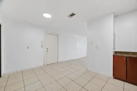 402 Meters Street Houston TX 77020