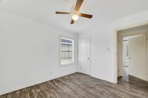 402 Meters Street Houston TX 77020