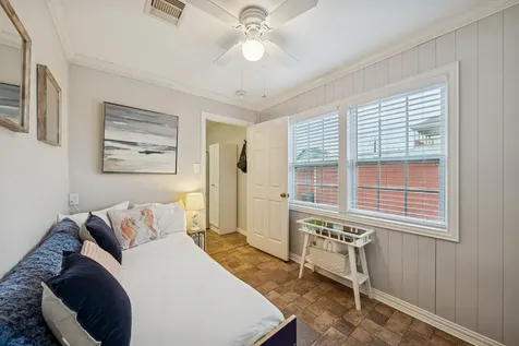 4121 Las Palmas Street Galveston TX 77554