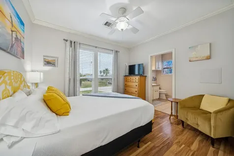 4121 Las Palmas Street Galveston TX 77554